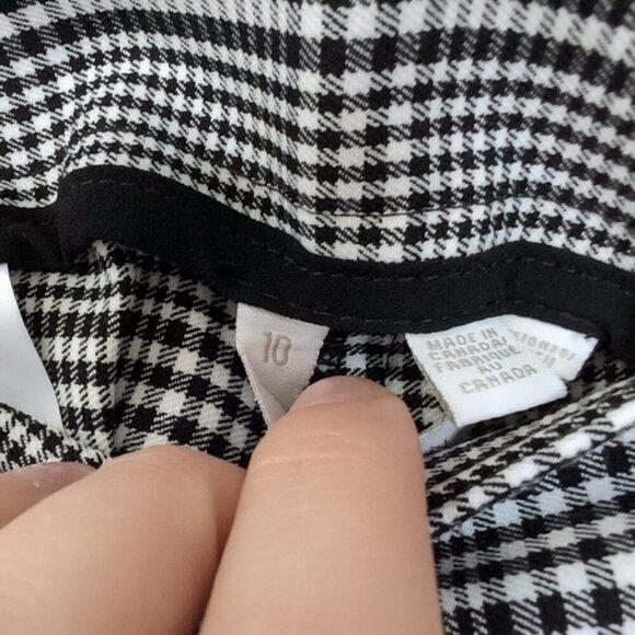 Sosken Studios Canada Plaid Academia Wide Leg Cropped Cuffed Stretch Pants 10 - Picture 3 of 9